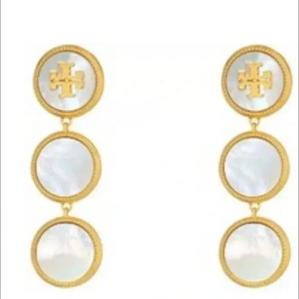 🔥🔥 Tory Burch Authentic Jewelry Merchandise At Awesome Prices To Buy Now & Save